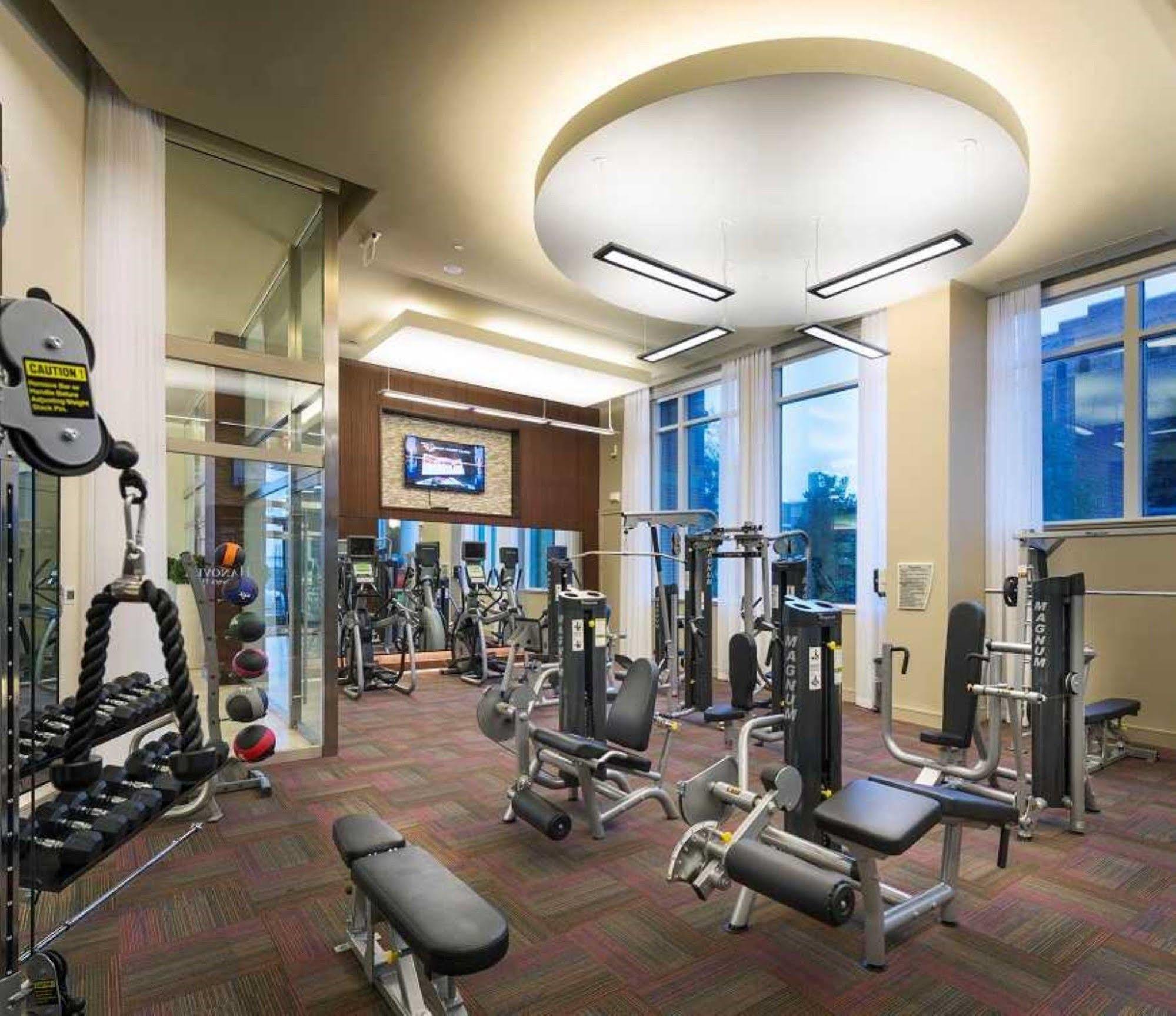 Global Luxury Suites At Toone Street Baltimore Eksteriør billede